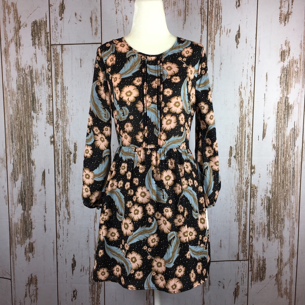 Forever 21 3/4 Sleeve Feather/Floral Dress in SZ S